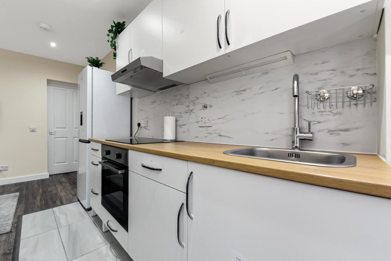 Family Friendly, Zone 2, 2 Beds, Overground Londyn Zewnętrze zdjęcie