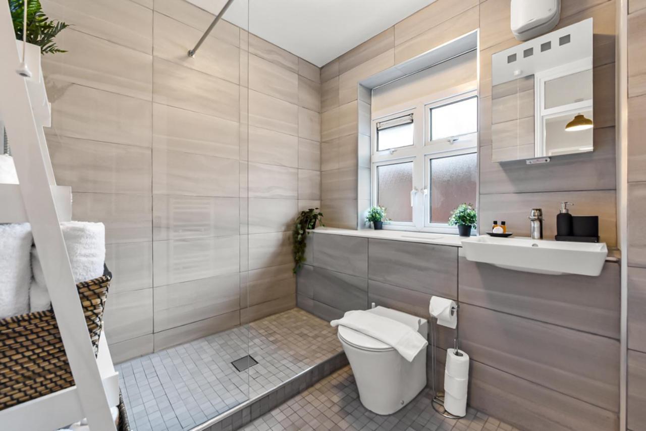 Family Friendly, Zone 2, 2 Beds, Overground Londyn Zewnętrze zdjęcie